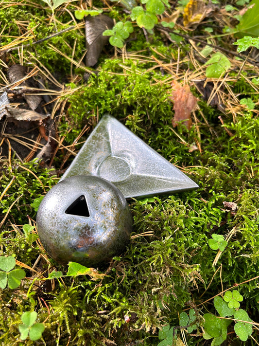 Papier d'Arménie smilkalai ir smilkalinė